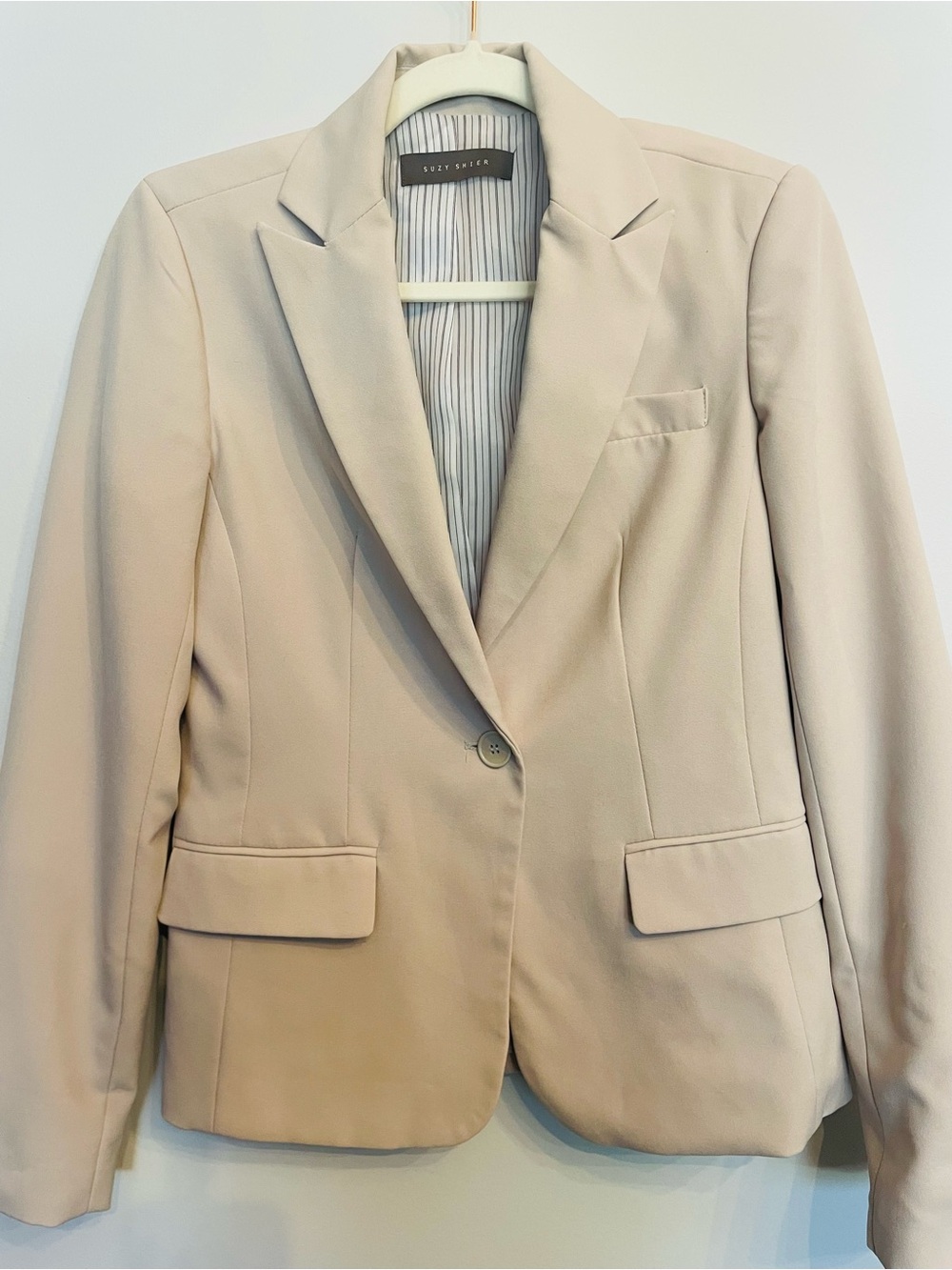 Suzy Shier Beige Women’s Blazer - Picture 3 of 11